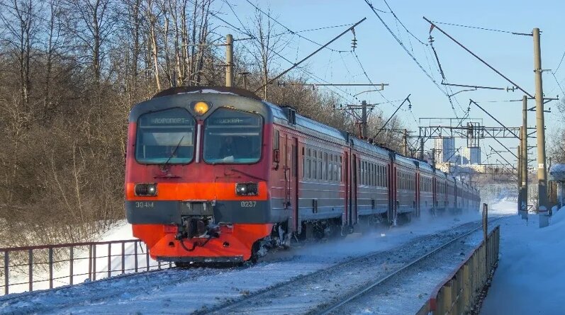 Поезда Павелецкого направления МЖД: аэроэкспрессы, пассажирский и ...