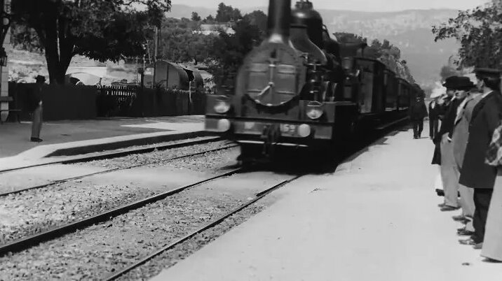 Видео [4k, 60 fps] Arrival of a Train at La Ciotat (The Lumière ...