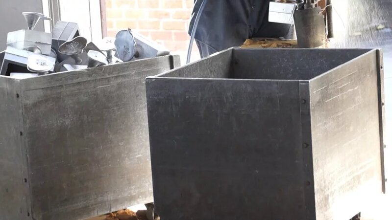 Plunk Desk | How it's Made in wood and metal and design - Yandex Video ...