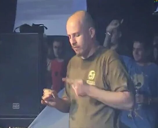 Infected Mushroom - Deeply Disturbed (Live at Moscow) 2007 - Смотреть ...