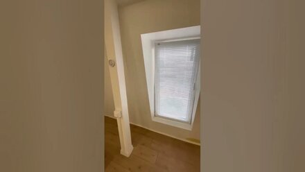 Продам квартиру, можно под салон, 60кв 9млн
