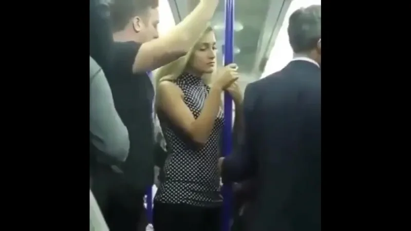 Кең жамбастың эротикалық фотосуреттері