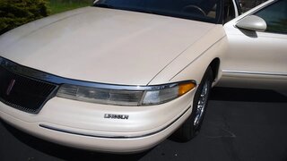 1996 Lincoln Mark VIII walk around