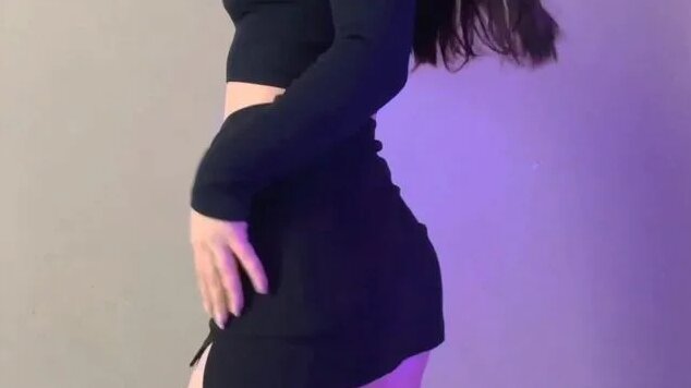 Short Skirt No Panties | Xenia Twerk - Смотреть онлайн в поиске Яндекса