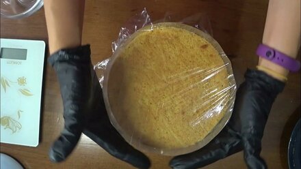 Приготовление муса и борка торта.