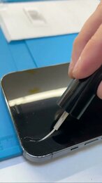 Как убрать/скрыть глубокие царапины на дисплее? Нам понадобиться защитное стекло, гель, стикеры