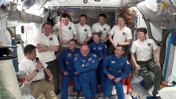 Экипаж Crew-11 досрочно вернется на Землю — Видео от Новости Первого канала