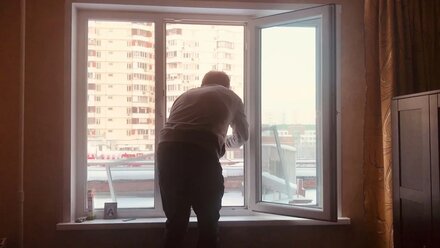 Универсальная внутренняя рамочная москитная сетка "на крыле"- установка без сверления рамы.