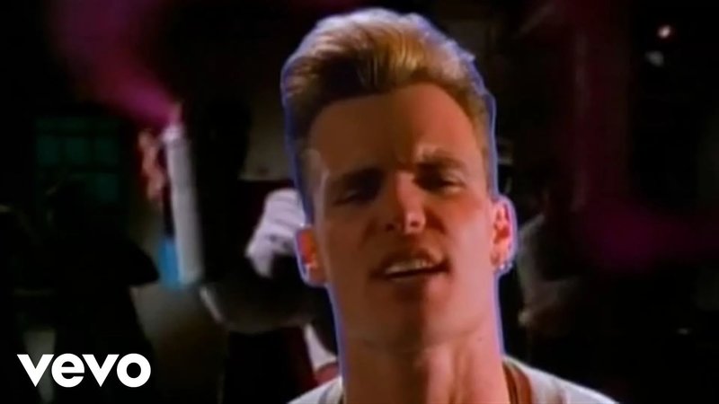 Vanilla Ice - Ice Ice Baby (Official Music Video) - Смотреть онлайн в ...
