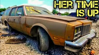 1977 Oldsmobile Custom Cruiser Wagon Junkyard Find