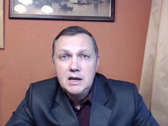 От чего главным образом зависит жизненная сила человека, богатство и успех