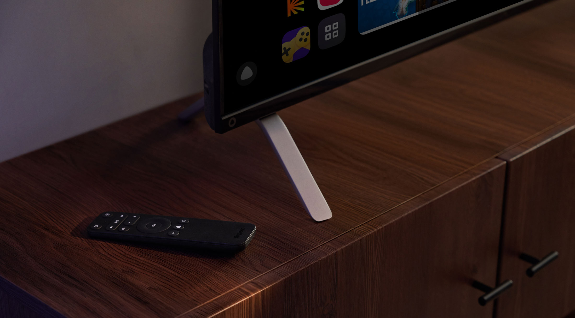 В Казахстане появились умные телевизоры Яндекса с Алисой