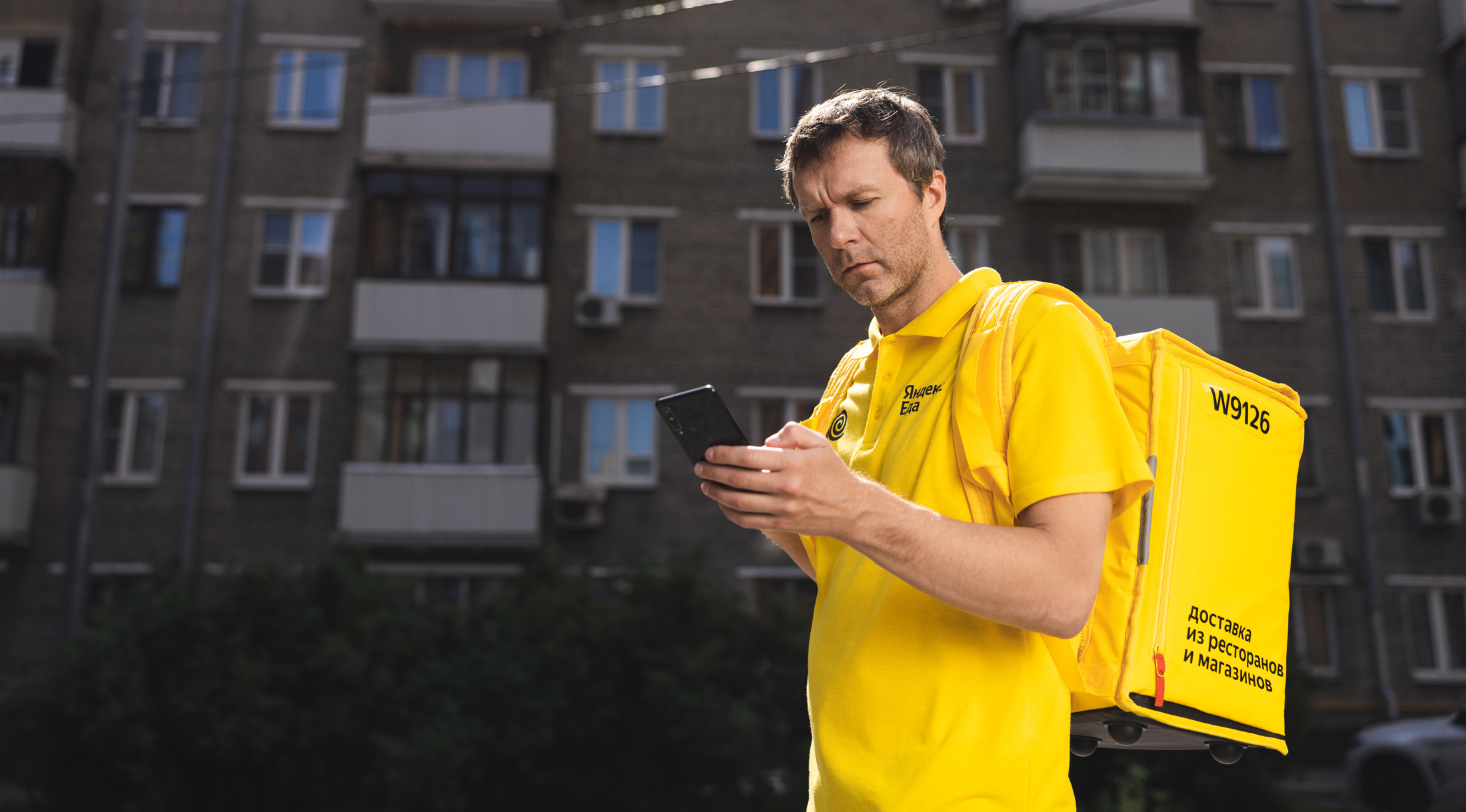 Рестораторы попробуют себя в качестве курьеров-партнёров Яндекс Еды и узнают, как устроена доставка