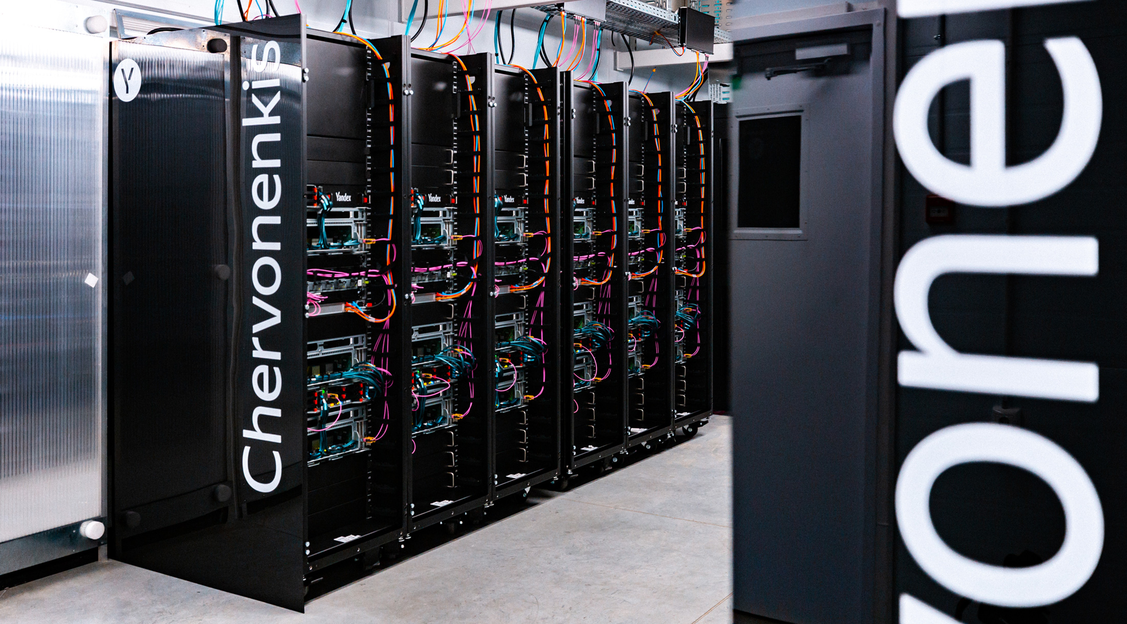 Суперкомпьютер Яндекса признали самым мощным в России