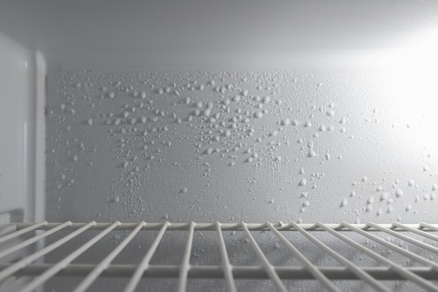 Намерзает лёд на задней стенке холодильника. Что делать? — Блог  Яндекс.Услуги