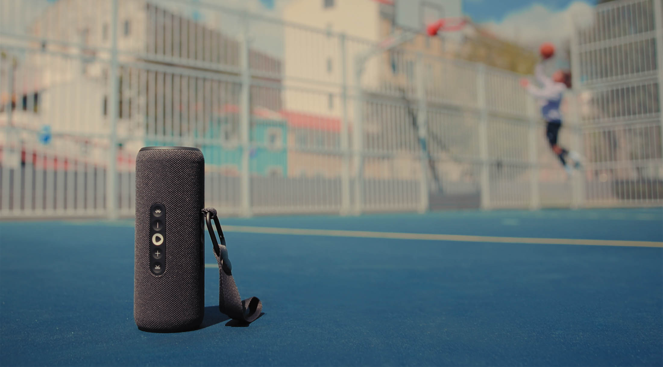 Первая портативная Станция с Алисой, Яндекс Станция Стрит, поступила в продажу