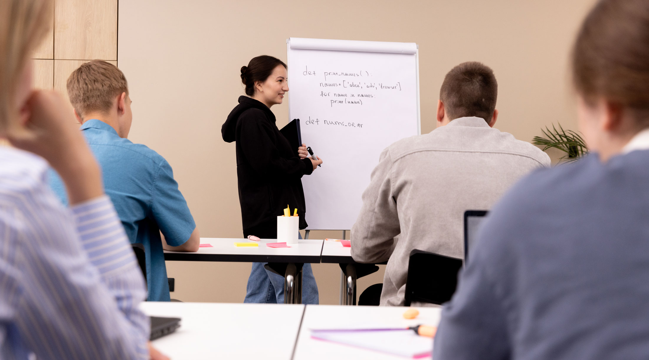 Яндекс бесплатно подготовит школьников к олимпиадам по программированию