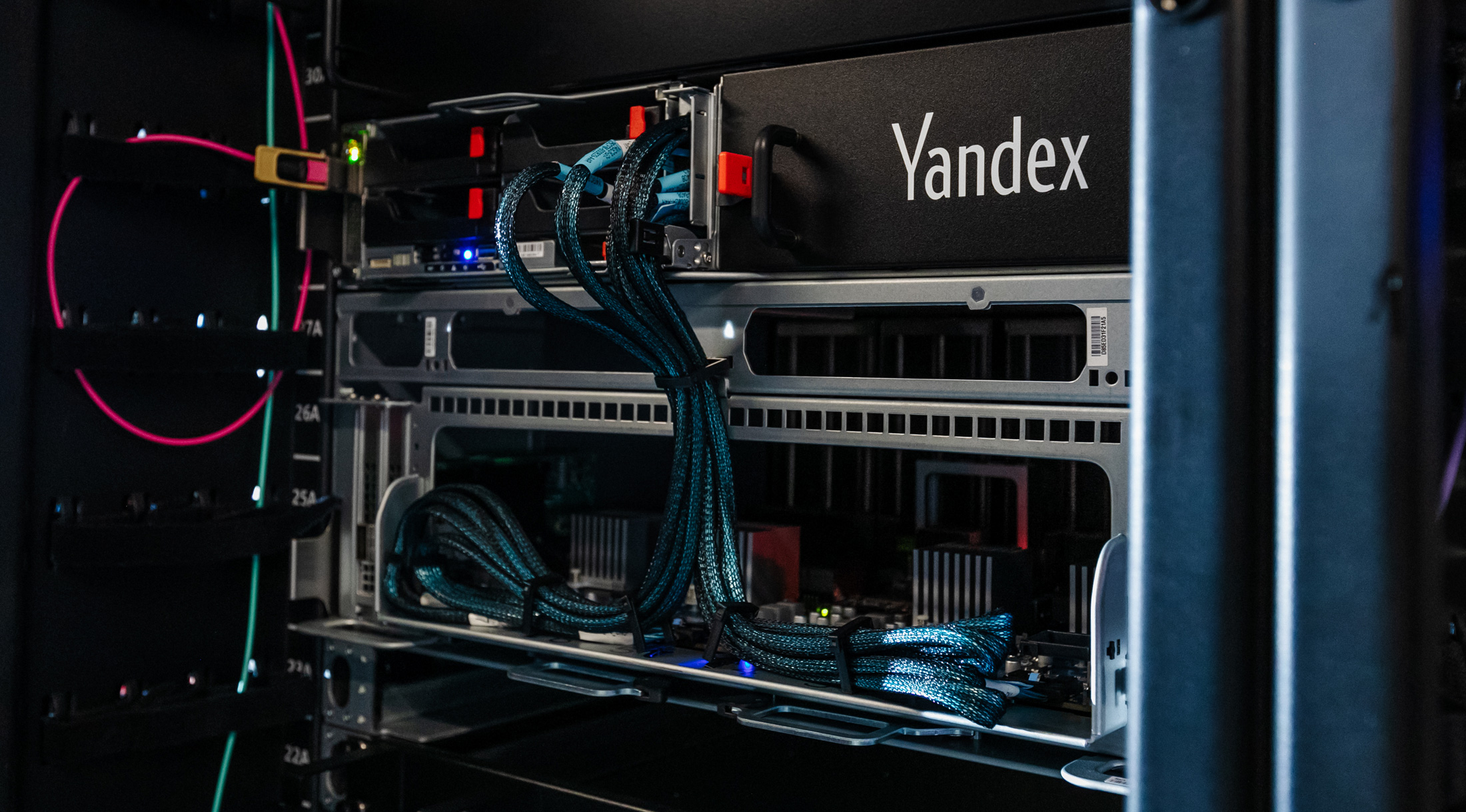В России произвели первую партию серверов Яндекса