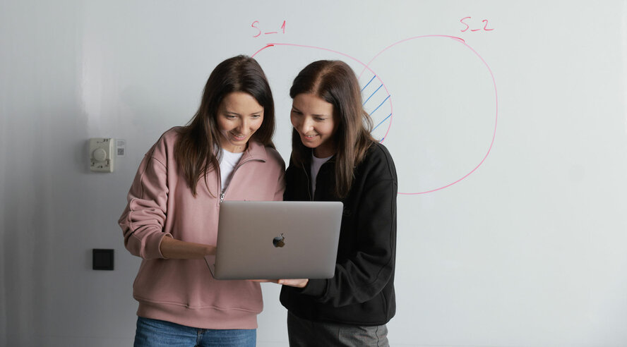 Яндекс научит экономистов, маркетологов, педагогов и финансистов работать с нейросетями и Data Science