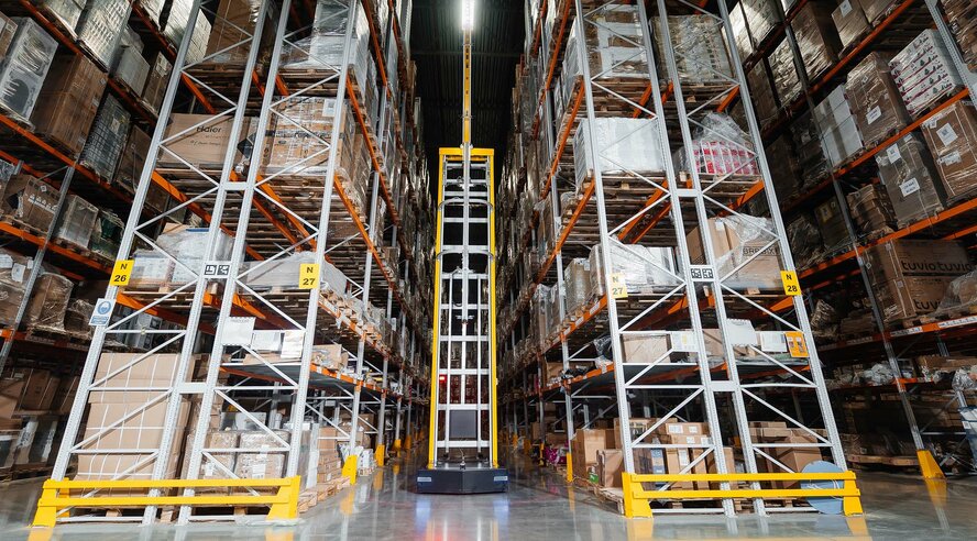 Яндекс Роботикс автоматизирует складские операции Novabev Group