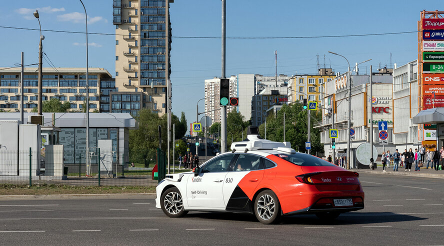 Яндекс запустил в Москве роботакси