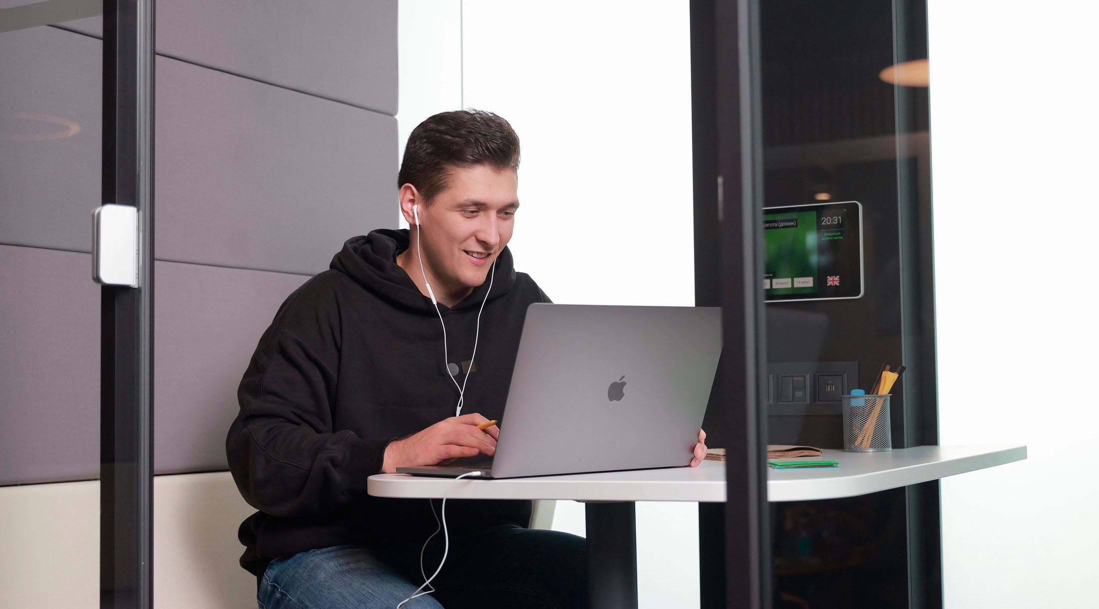 Яндекс Практикум планирует обучить 10 тысяч специалистов ИИ-профессиям до конца 2027 года