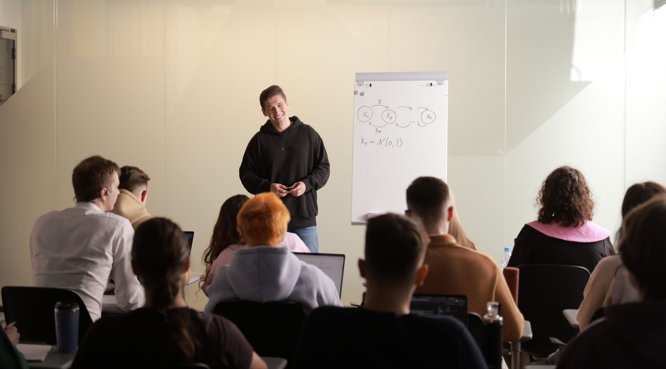 Студенты НИУ ВШЭ успешно защитили дипломы, в работе над которыми применили YandexGPT