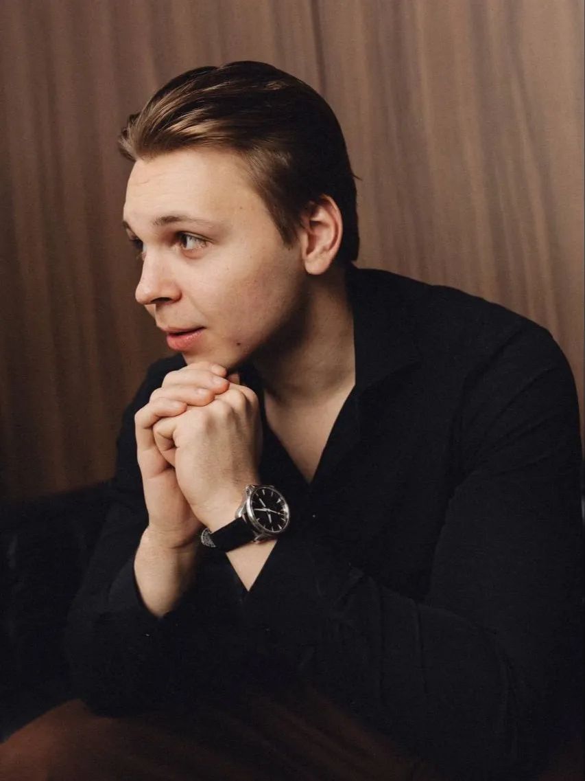 Фото исполнителя