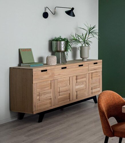 Мебель и предметы интерьера