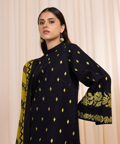 Lawn 3pc embroidery dc free