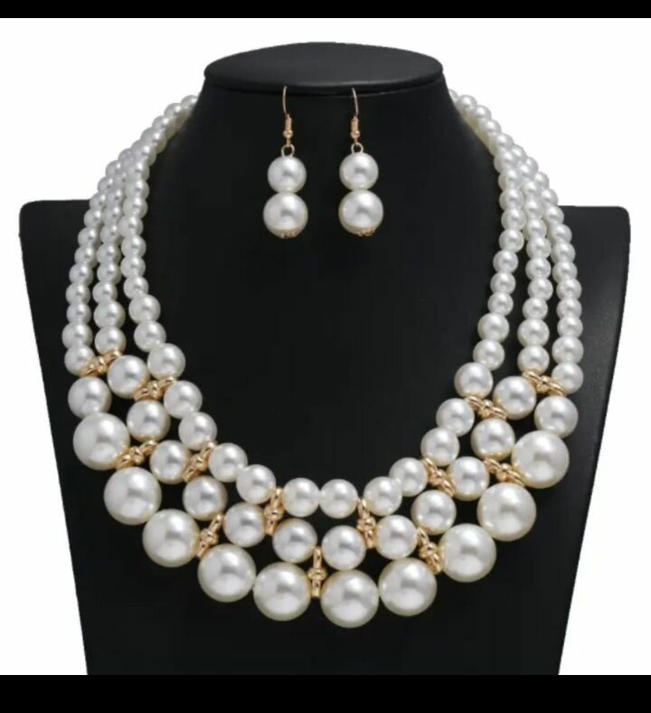 Collier