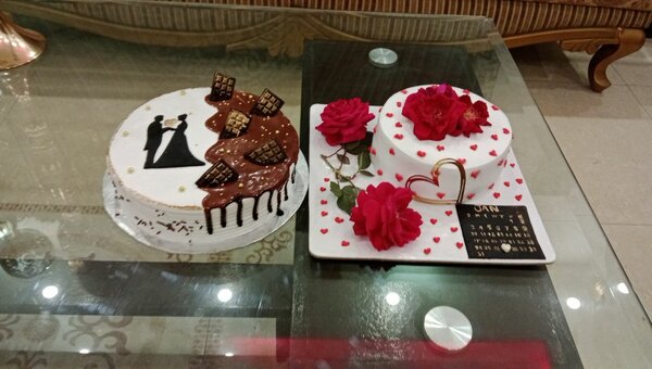 Cakes