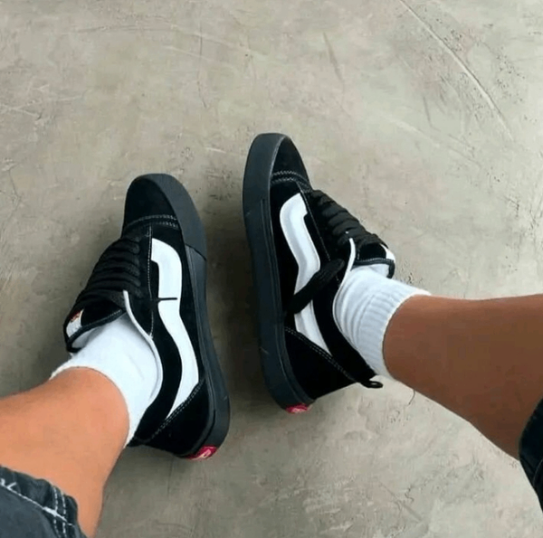 Baskets noires unisexes tendance