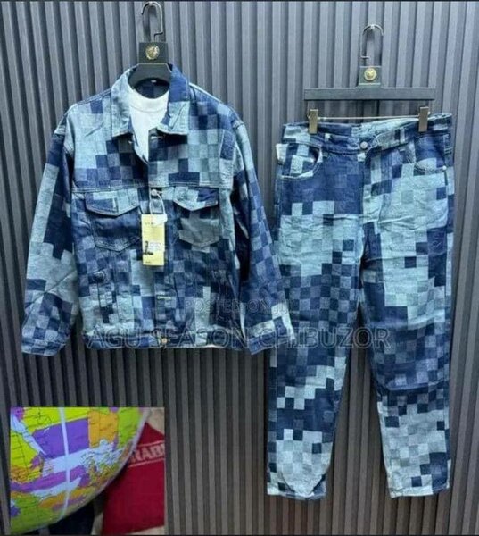 Ensemble denim pixelé tendance
