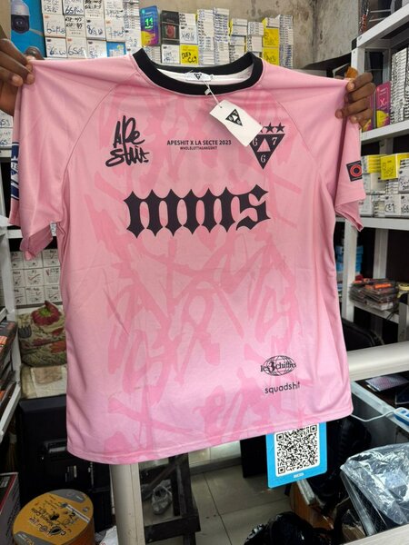 T-shirt 66...