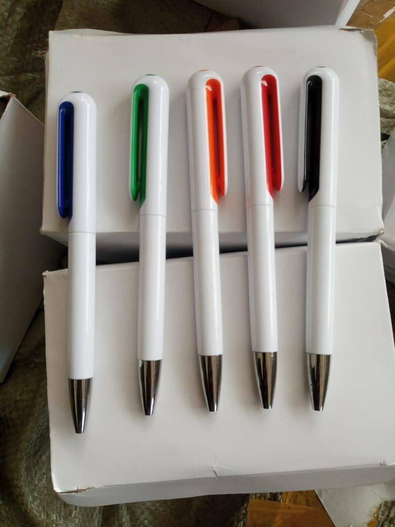 Stylos bille multicolores