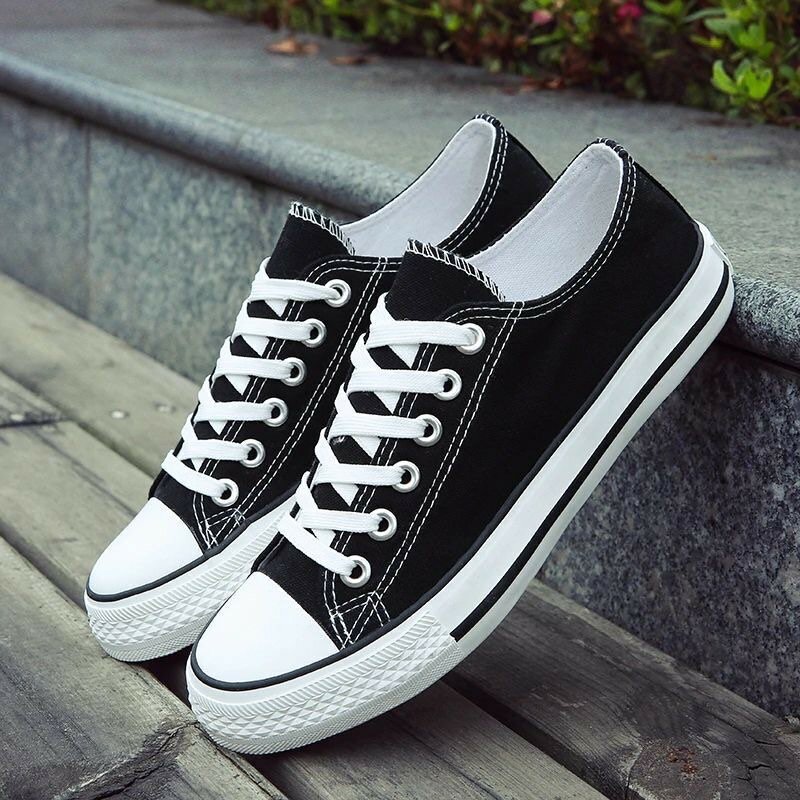 Baskets basses noir et blanc
