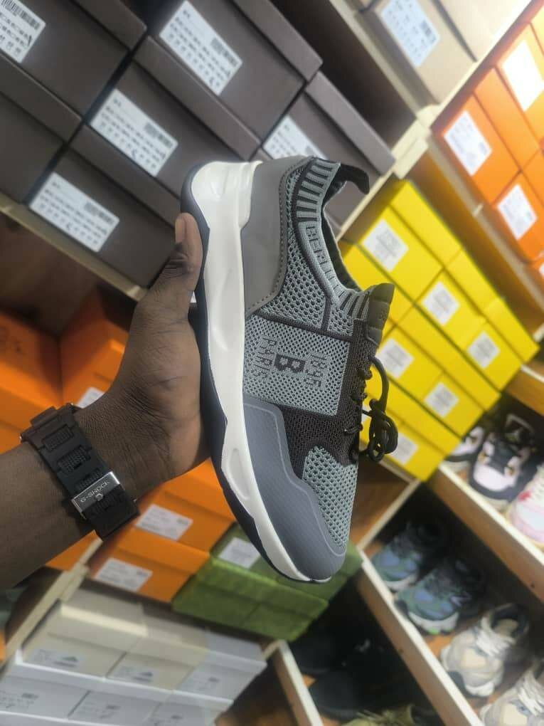 Baskets Homme Gris Élégantes