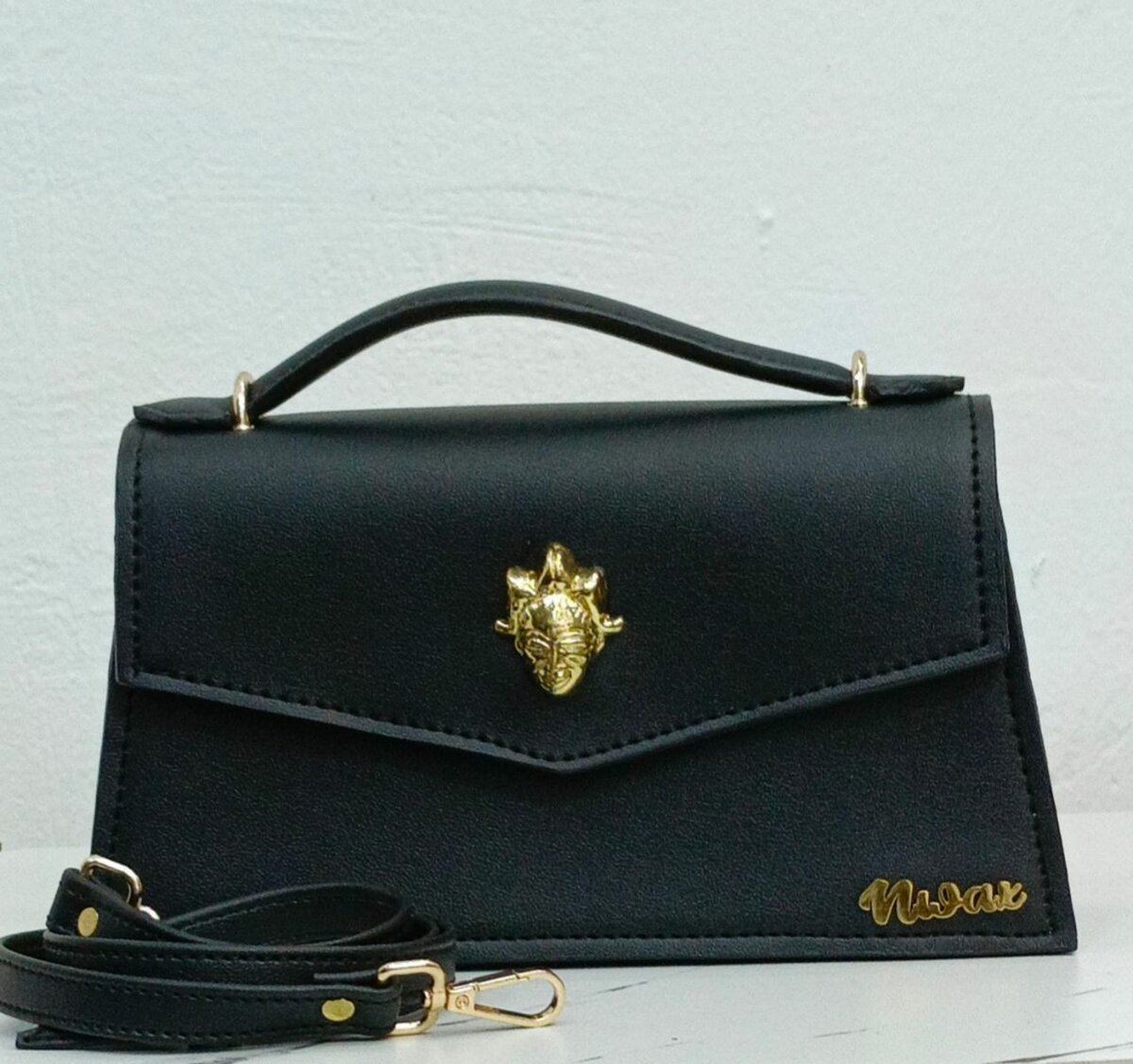 Sac à main élégant en cuir