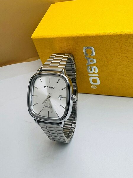 Montre Quartz Casio Classique