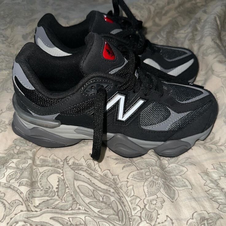 New Balance Sneaker