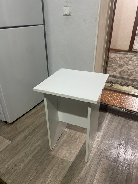 Стулья