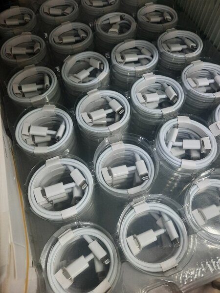 C to lighting cable