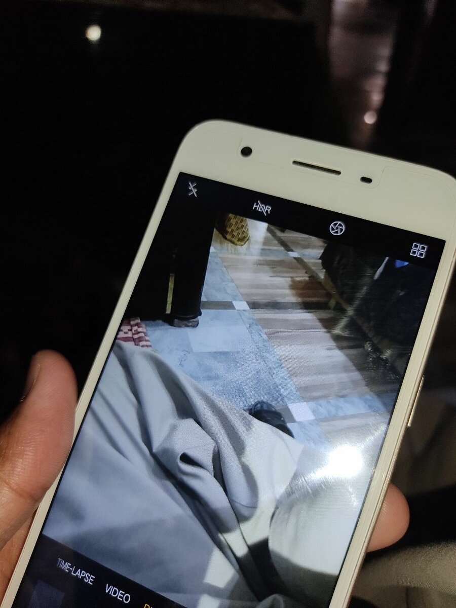 Oppo A57. 4/64