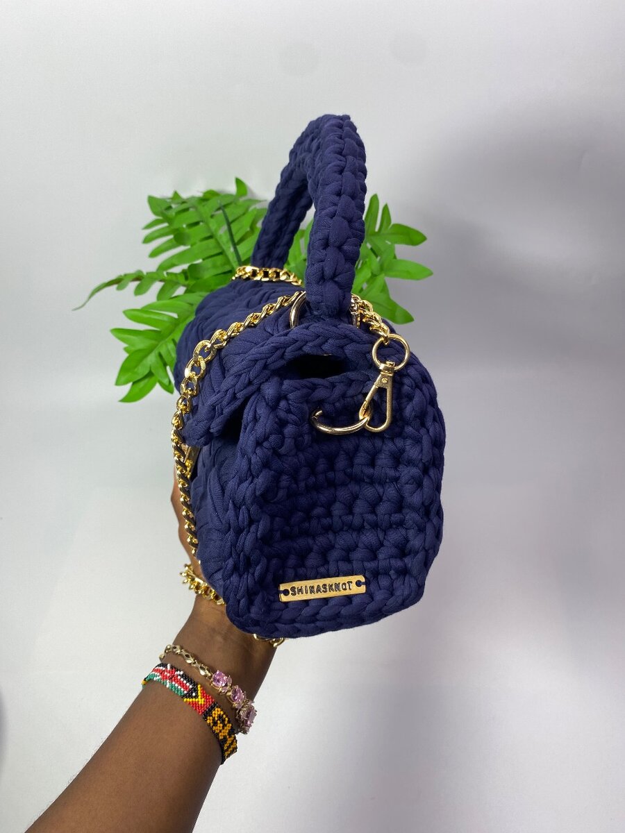 Diara clutch