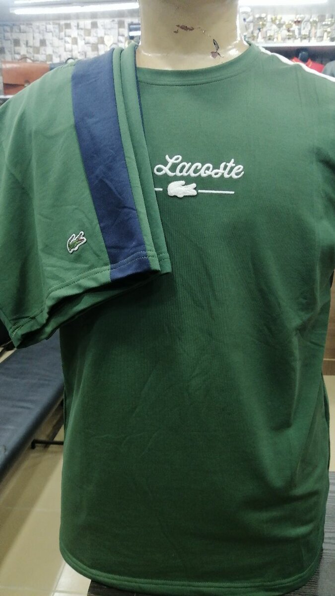 Complet lacoste