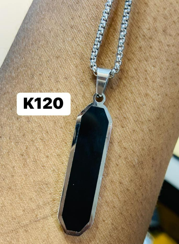 Men’s necklaces 