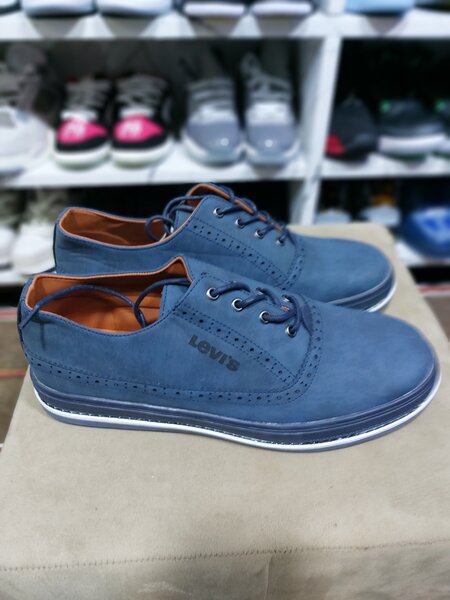 Levi's Footwear