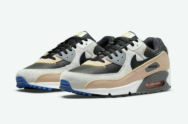 Nike Air Max 90 Essentials