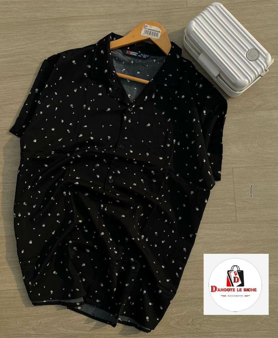 Chemise noire imprimée homme